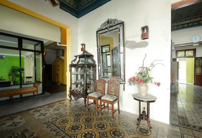 פנסיון Airy Eco Syariah Bongkaran Jagalan 64 Surabaya