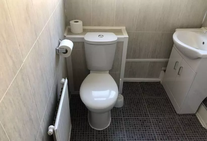 Majatalo Devine Beach Hotel, Westcliff Southend-On-Sea