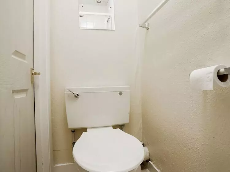 Majatalo Devine Beach Hotel, Westcliff Southend-On-Sea