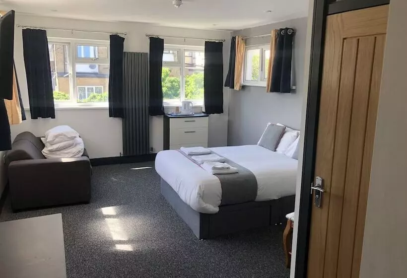 Majatalo Devine Beach Hotel, Westcliff Southend-On-Sea