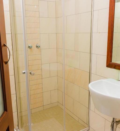 Pensionat Wuyane Guest House