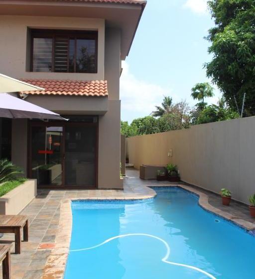 Pensionat Wuyane Guest House