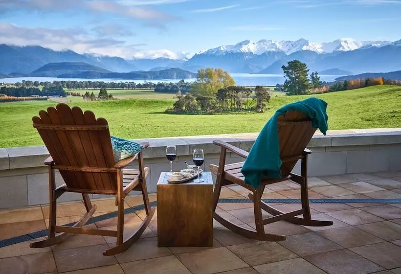 Aamiaismajoitus (B&B) Cabot Lodge