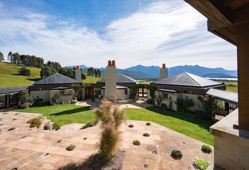 צימר Cabot Lodge