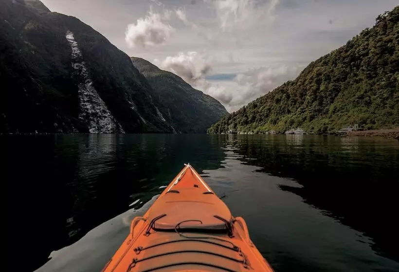 Aamiaismajoitus (B&B) Cabot Lodge