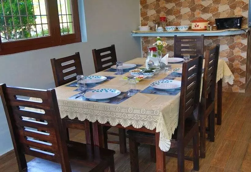 Bed and Breakfast Chirping Orchard, Mukteshwar