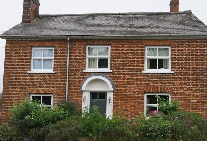 住宿加早餐  Hedingham Old Pottery