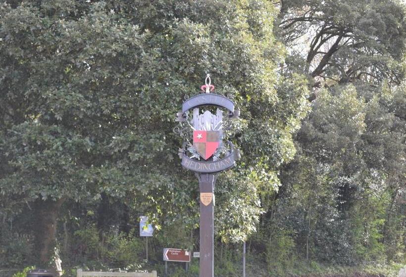 住宿加早餐  Hedingham Old Pottery