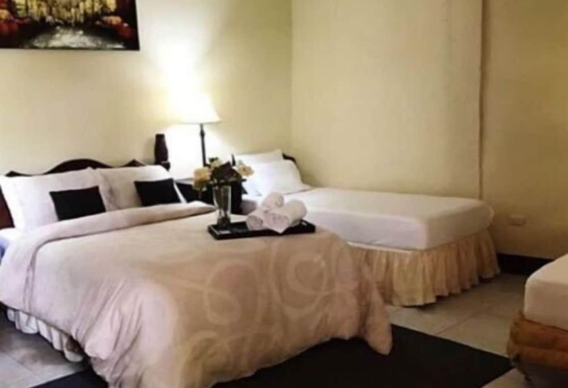 Hostal Santiago De Los Caballeros