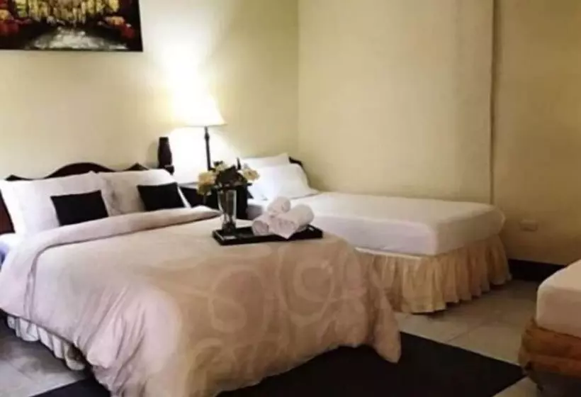 Hostal Santiago De Los Caballeros
