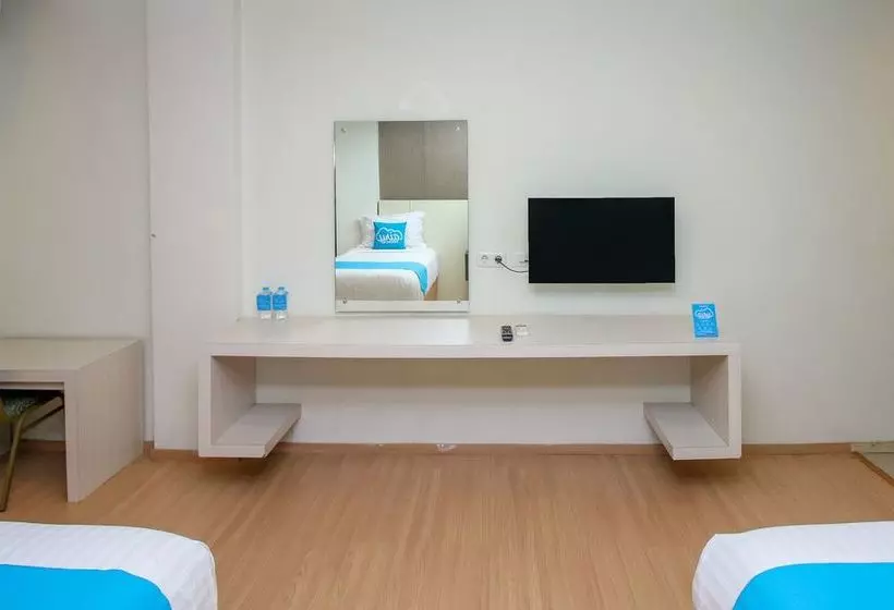 ホテル Airy Mandonga Edi Sabara 9 Kendari