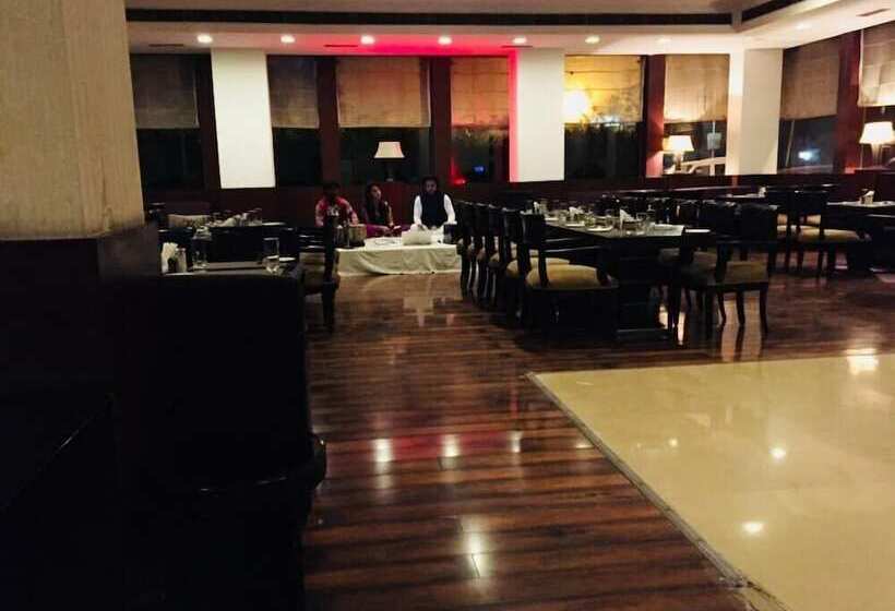 فندق Tdi Club Retreat