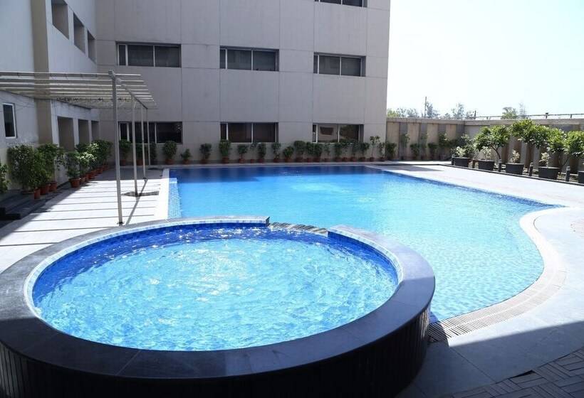 فندق Tdi Club Retreat