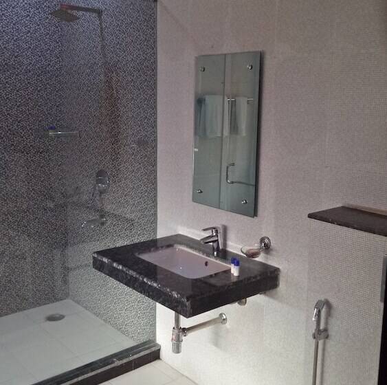 فندق Tdi Club Retreat