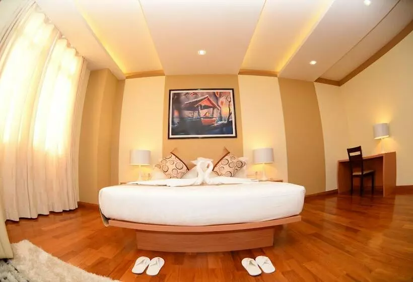 Vegas Hotel   Nay Pyi Taw