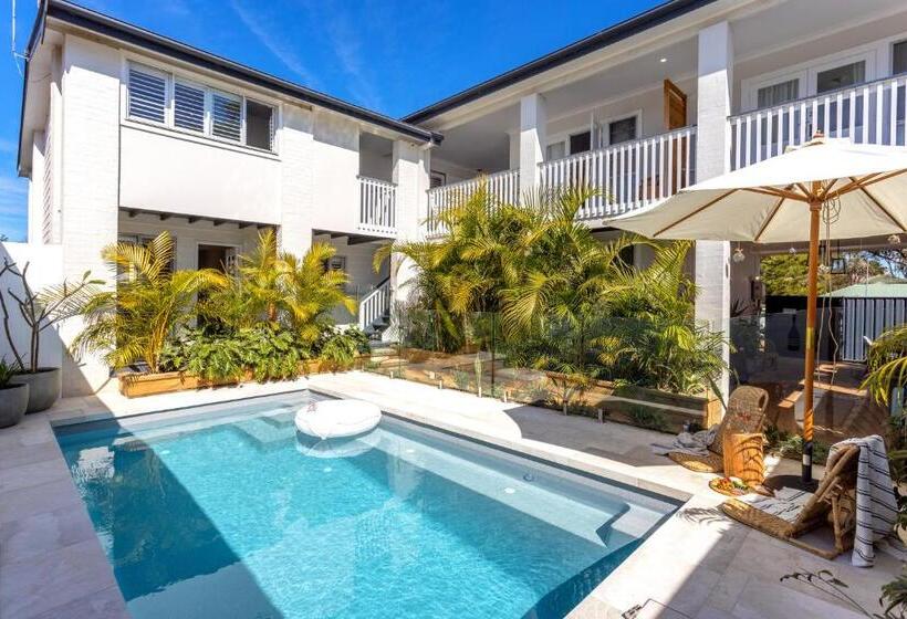 膳宿费 Finns At Old Bar