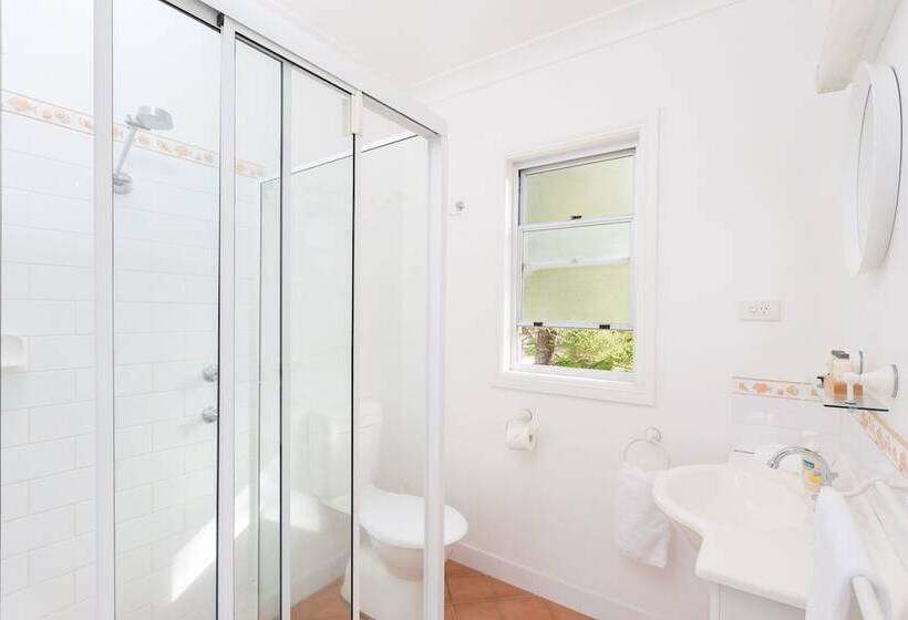 膳宿费 Finns At Old Bar