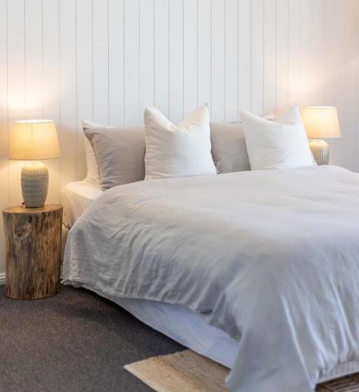 膳宿费 Finns At Old Bar