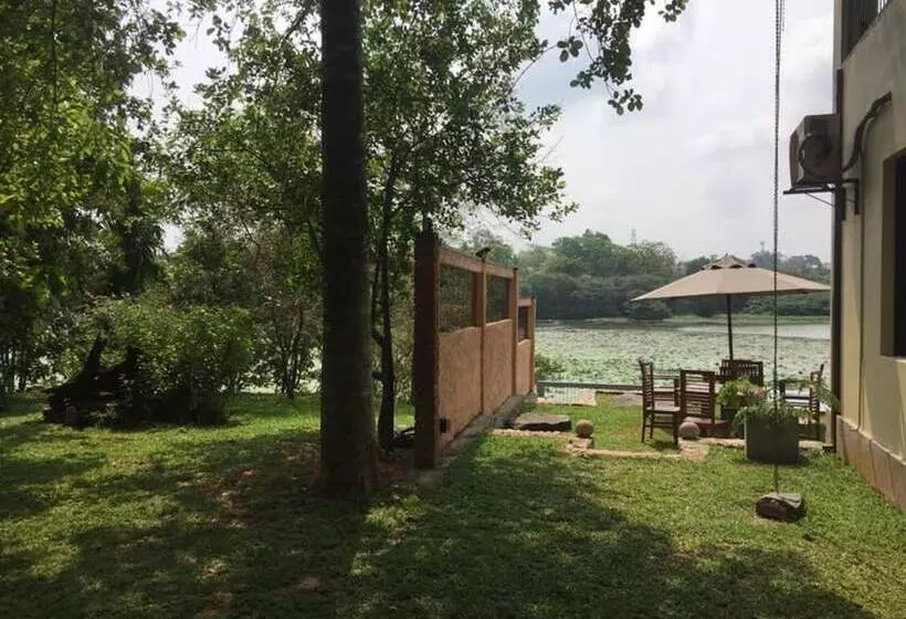 ペンション Villa Attikka