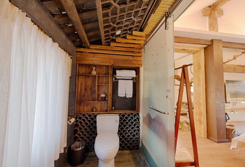 بنسيون Waterfall Boutique Inn