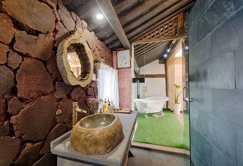 بنسيون Waterfall Boutique Inn