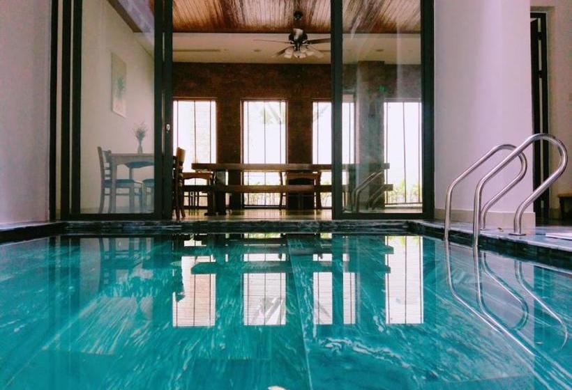 Tropical Da Nang Villa