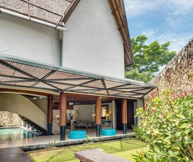 Villa Summer By Villa Finder