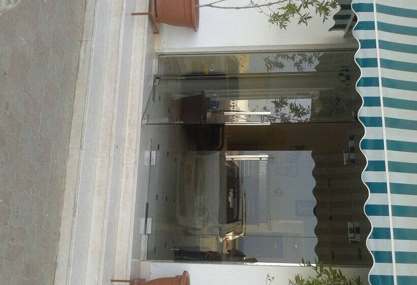 Al Basateen Hotel Apartment