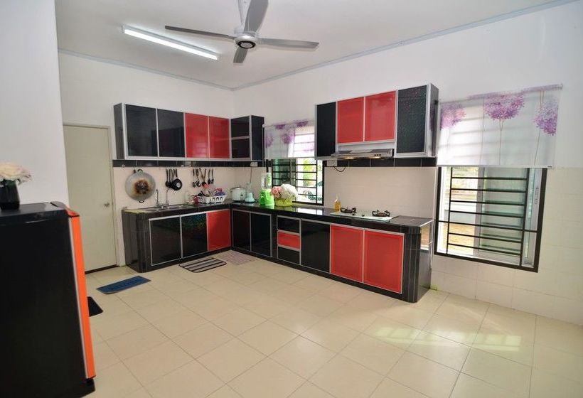Impianacasa Kluang Homestay