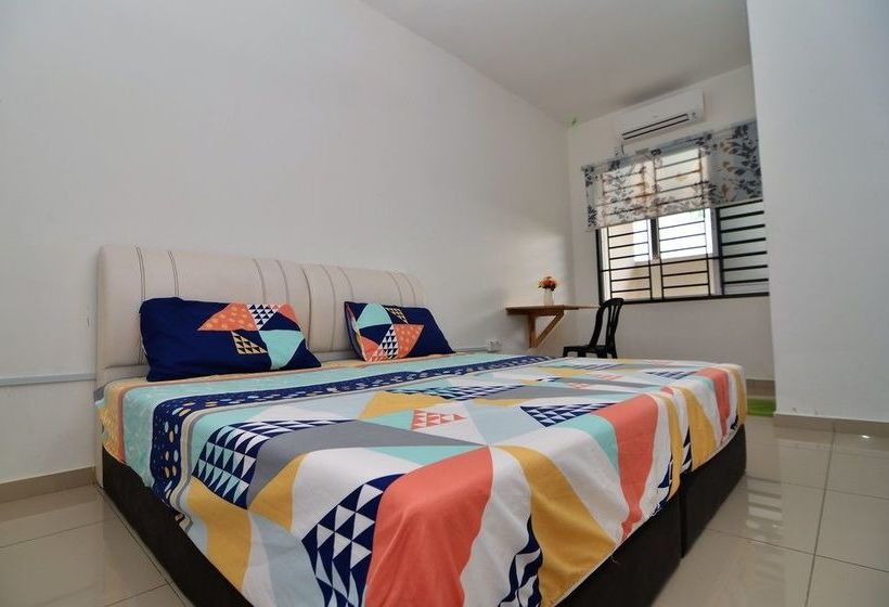 Impianacasa Kluang Homestay