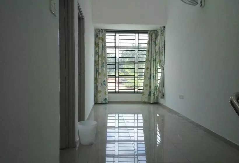 Impianacasa Kluang Homestay
