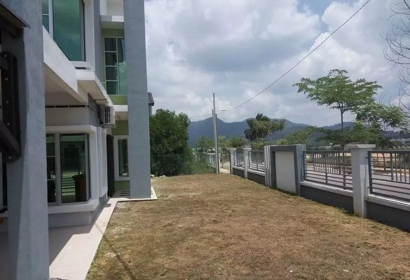 Impianacasa Kluang Homestay