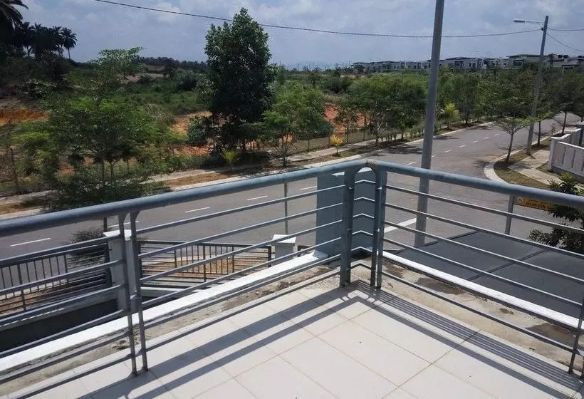 Impianacasa Kluang Homestay