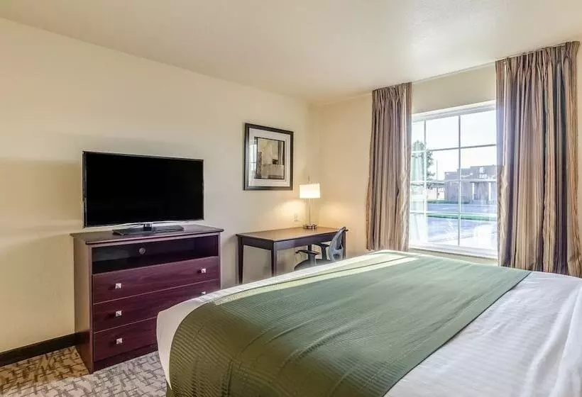Hotelli Cobblestone Inn & Suites  Bridgeport