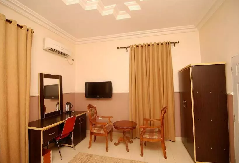هتل Falak Grand