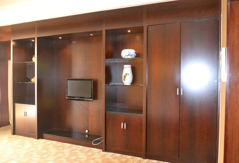 Kololo Courts Hotel And Restaurant Kampala