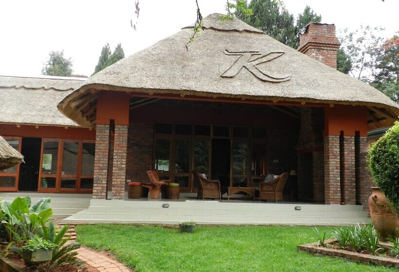 هتل Kutandara Lodges