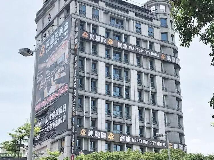 Merryday Hotel Banqiao Branch