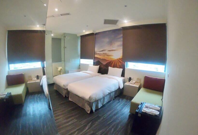 Merryday Hotel Banqiao Branch