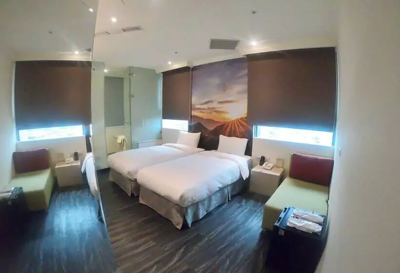 Merryday Hotel Banqiao Branch