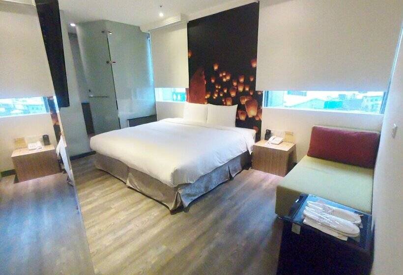 Merryday Hotel Banqiao Branch