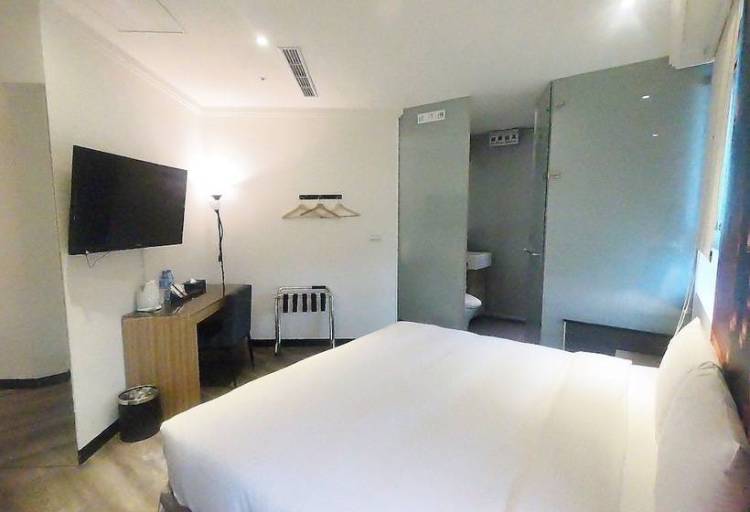 Merryday Hotel Banqiao Branch