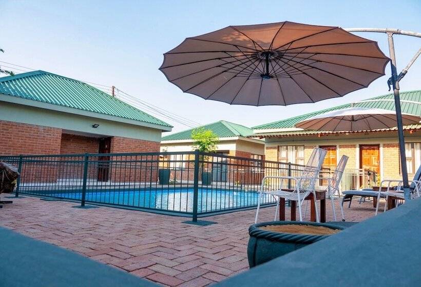 호텔 Premier Guest Lodge