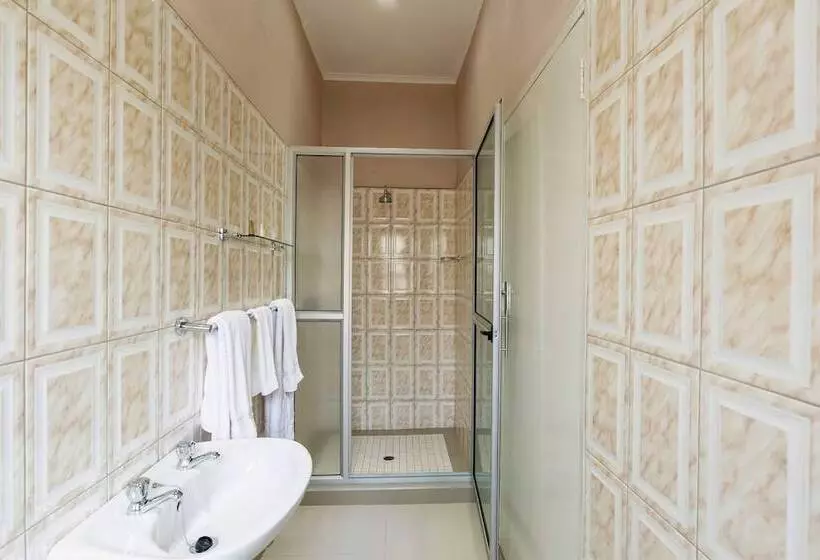 Hotelli Premier Guest Lodge