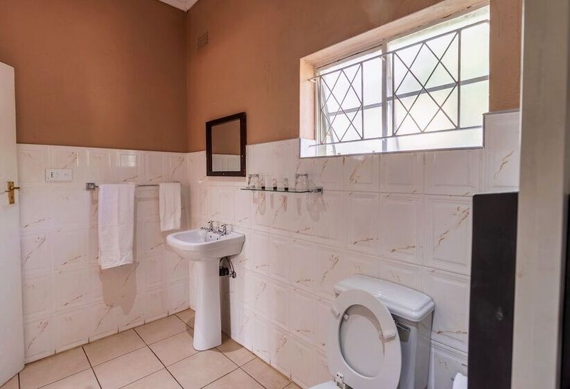 호텔 Premier Guest Lodge