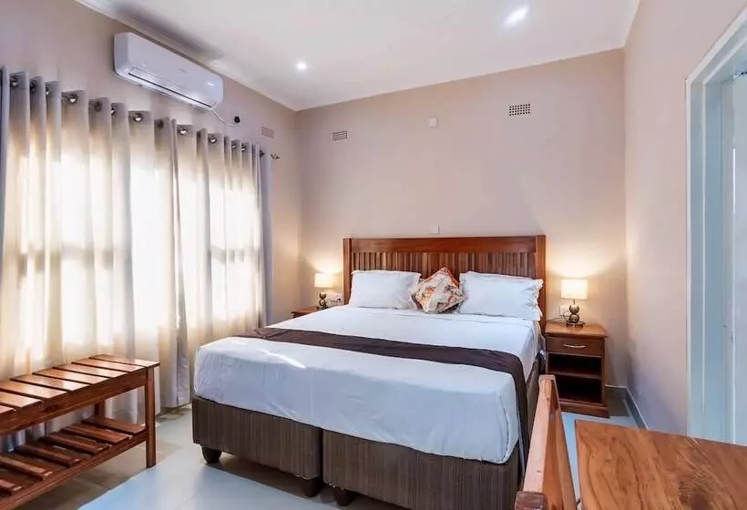 Hotelli Premier Guest Lodge