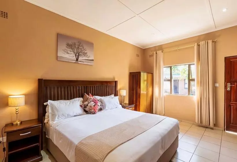 Hotelli Premier Guest Lodge