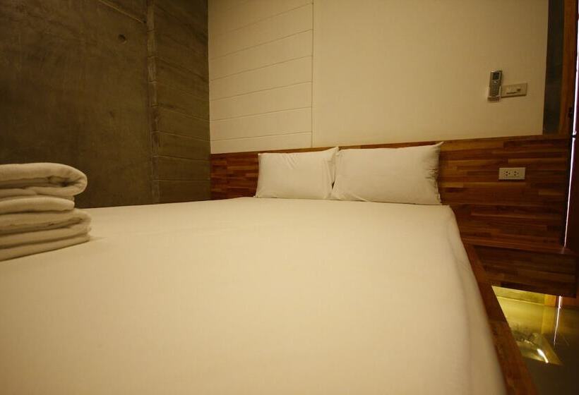 호텔 Suanmaithara Resort