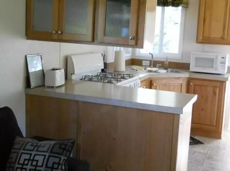 Hotelli Willow Bay Rv Resort & Marina