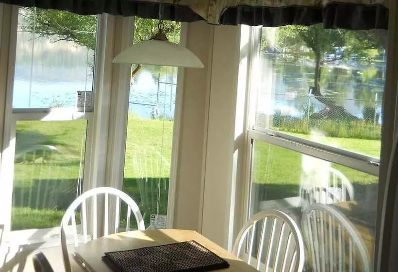 Hotelli Willow Bay Rv Resort & Marina